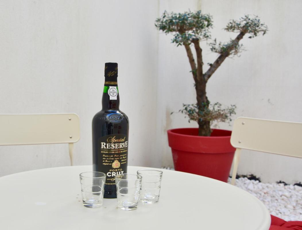 Ohh - Caldeireiros Luxury Apartments Porto Buitenkant foto
